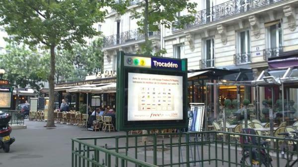 The Charming Trocadero Eiffel Tower Bed and Breakfast Parijs Buitenkant foto